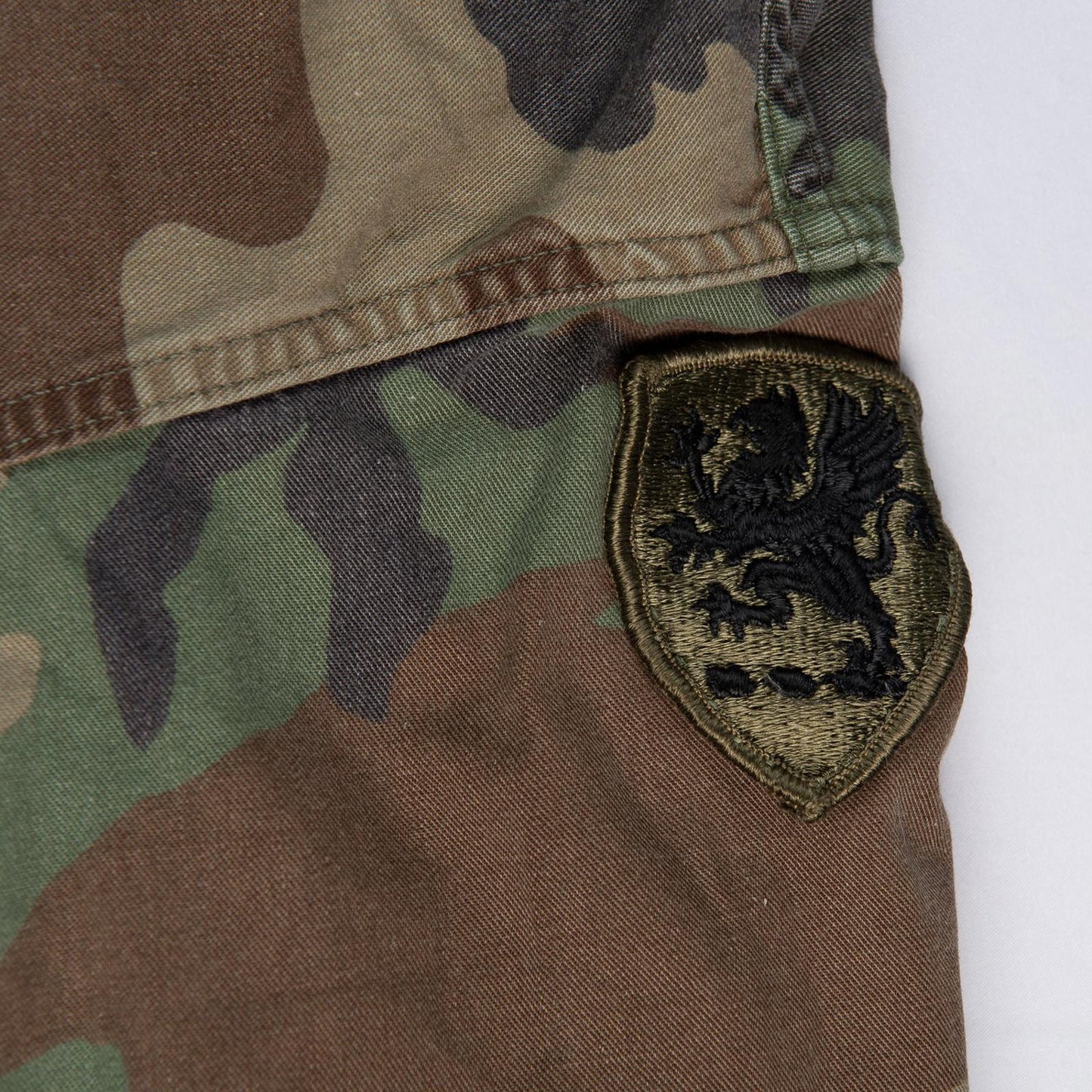 Vintage 1990s American Apparel US Army BDU Woodland Camo Field Jacket Men's Medium