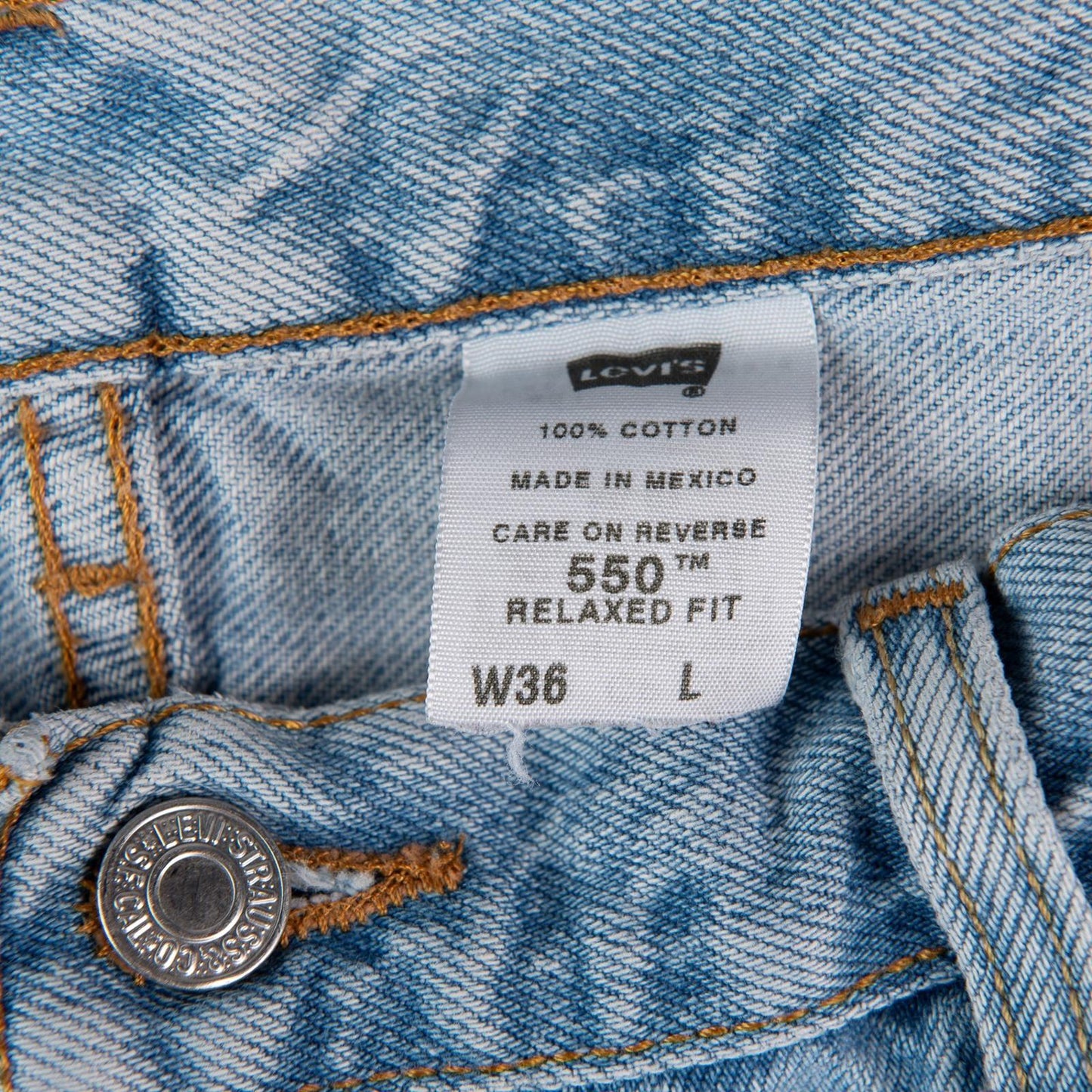 Vintage 1993 Levi’s 550 Denim Shorts Light Wash Relaxed Fit Men’s 36