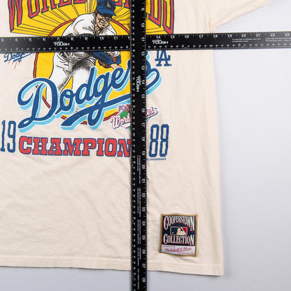 Mitchell & Ness LA Dodgers 1988 World Series Champions T-Shirt Men's Medium