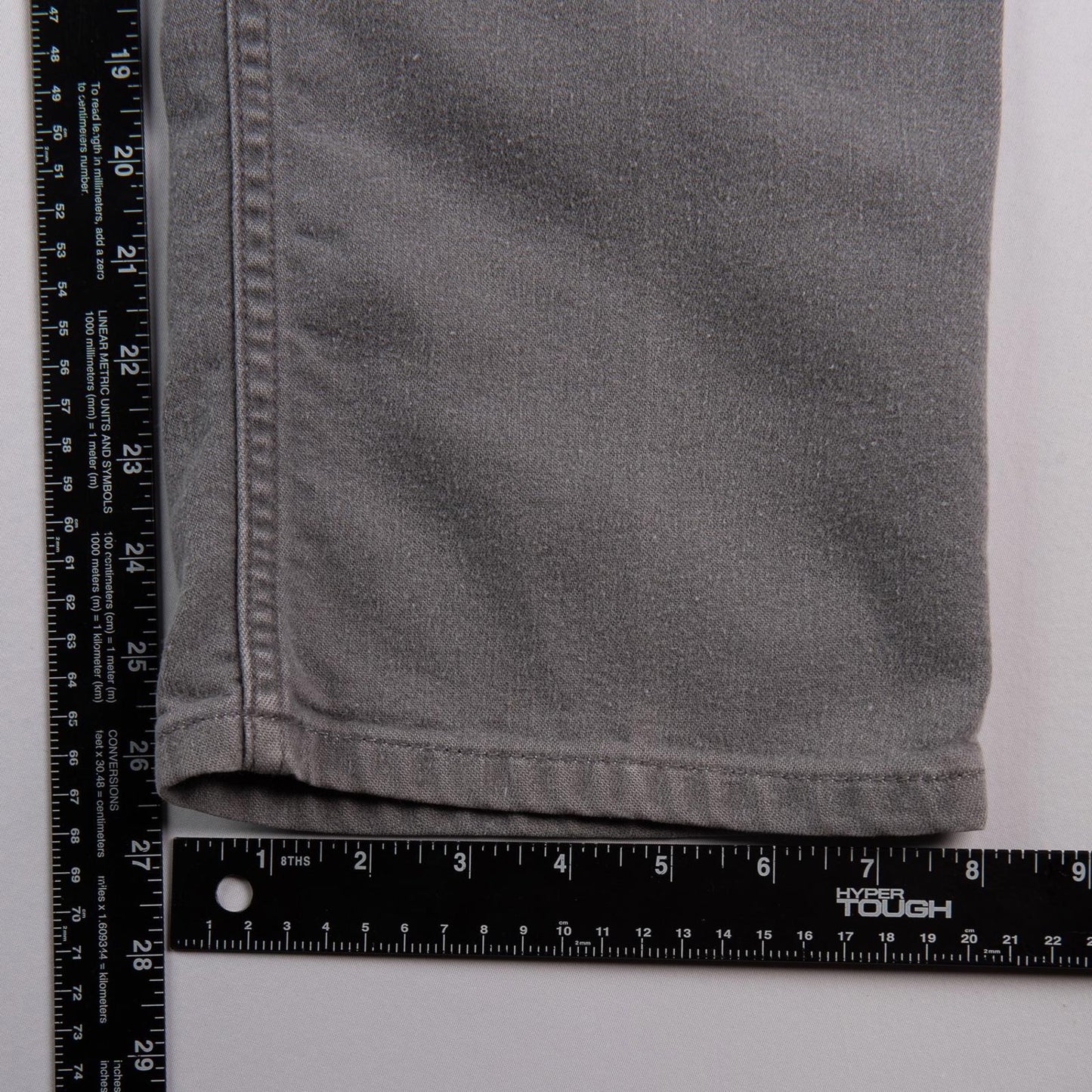 Vintage 1999 Levi’s 977 Gray Straight Leg Men's Jeans 34x29