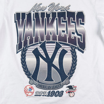 New Era New York Yankees Graphic T-Shirt Men’s Medium